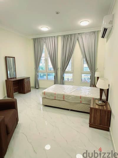 LUXURIOS | SHARING ROOM | INCLUDEING ALL | CLOSE TO METRO STATION