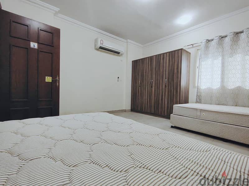 Executive bachelors rooms for rent 10