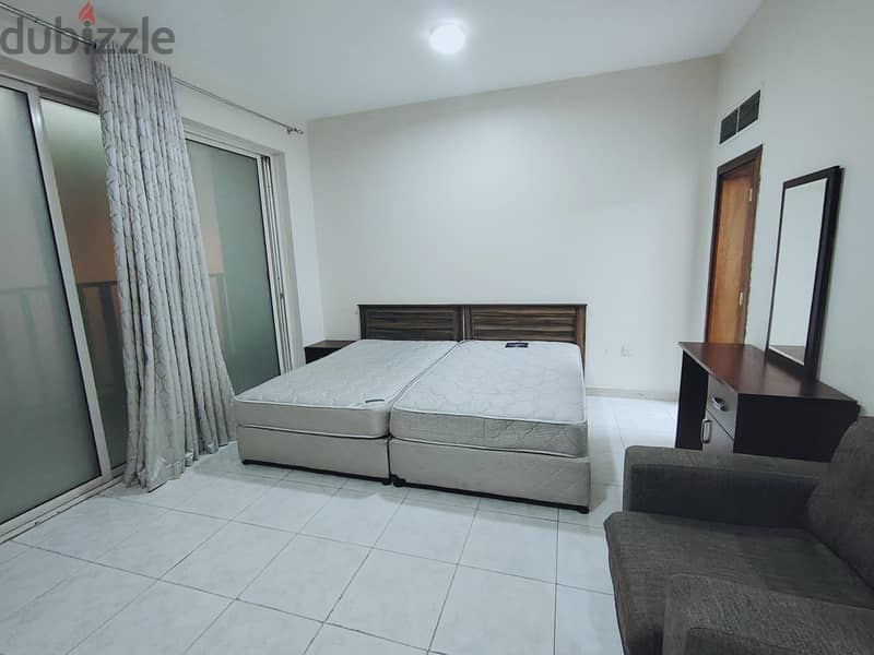 Executive bachelors rooms for rent 15