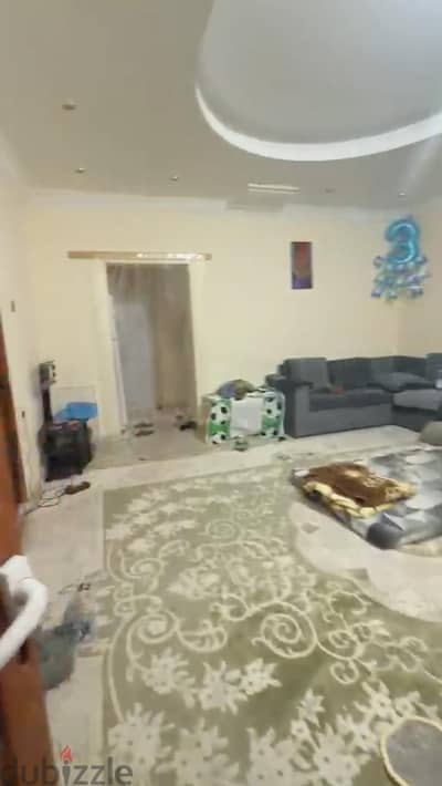 specious studio avilable for rent