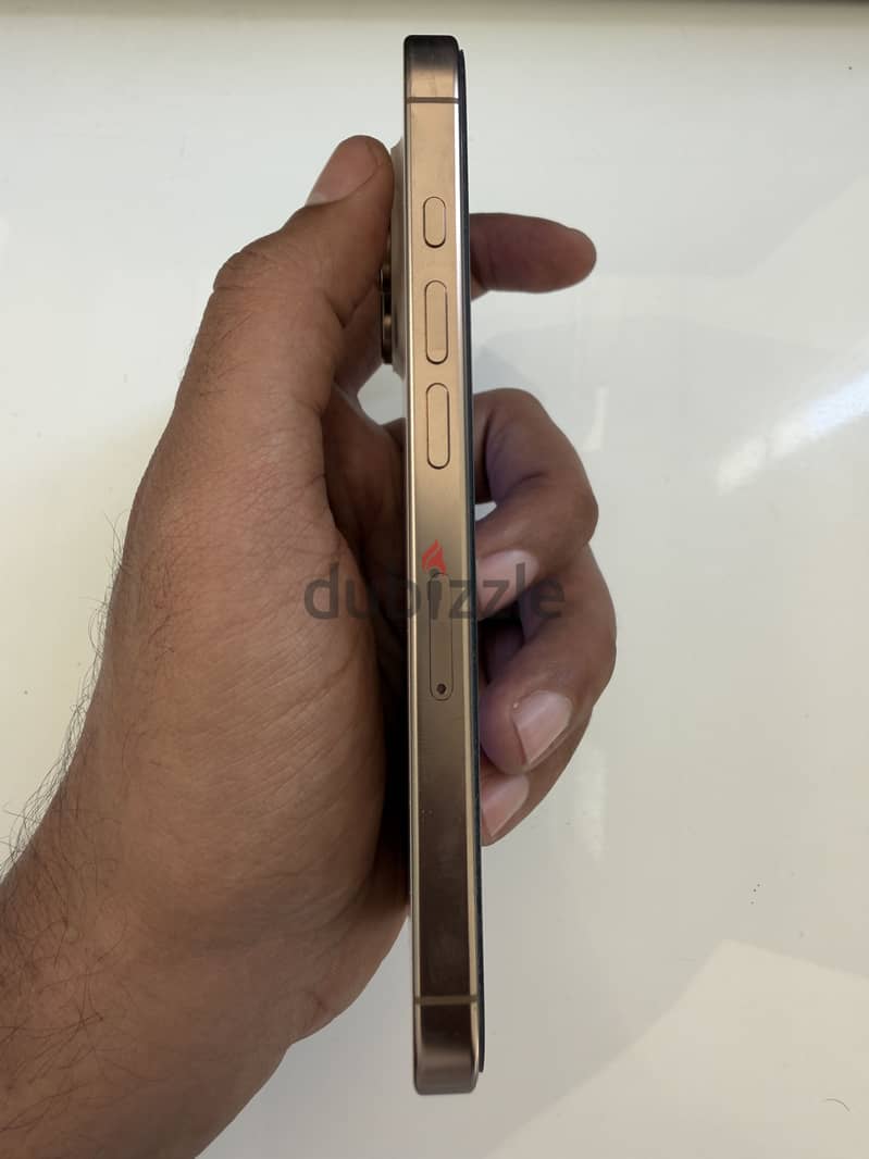 Apple - iPhone 16 Pro 3