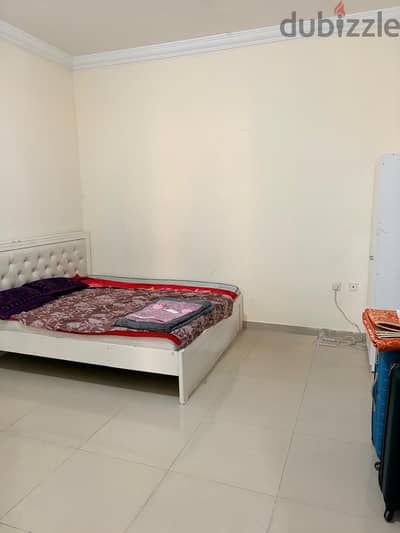 Fully furnished studio for rent in al wakhra jabel