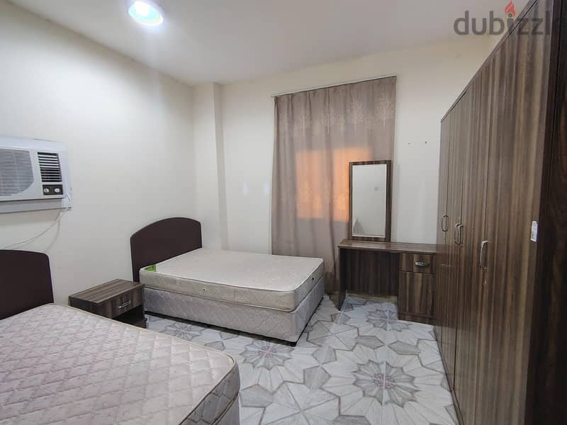 Executive bachelors rooms for rent 14