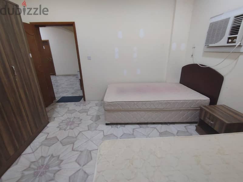 Executive bachelors rooms for rent 15