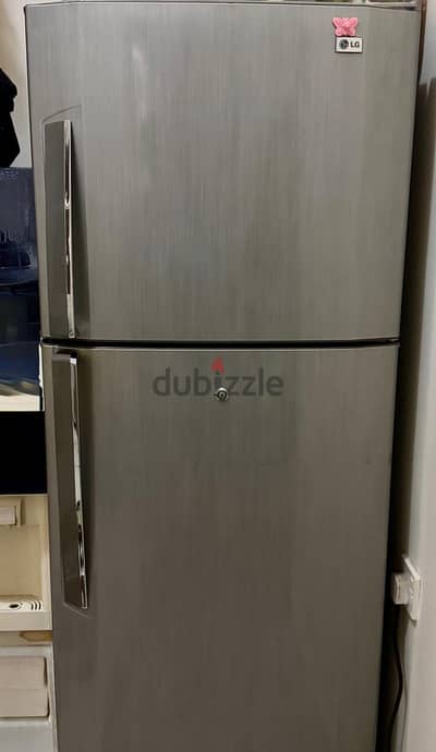 LG refrigerator good condition