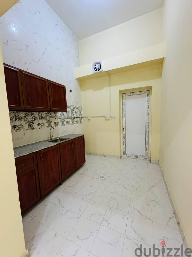 Studio room available Rent 1