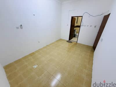 family Room for rent in Al wakhra