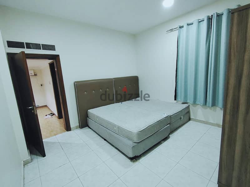 Executive bachelors rooms for rent 11
