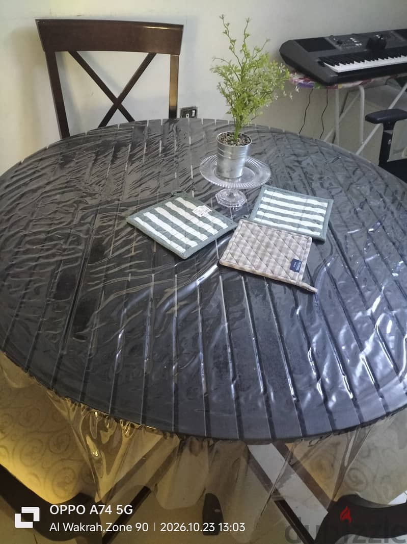 Sofa and dining table for sale 1