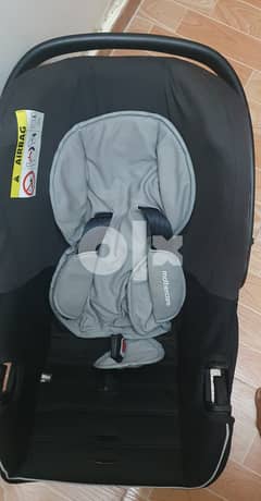 Preloved Mothercare Infant carseat - needs cushioning 0