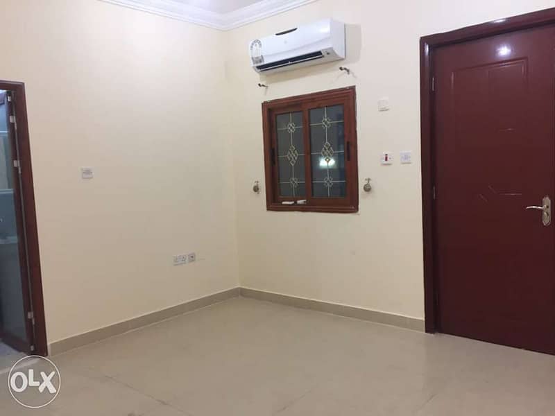 3Bhk unfurnished flat include water and electricity ain Khaled 6