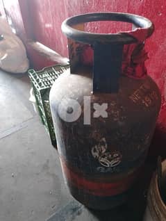 HP gas cylinder commercial  mt 2 rs 4000 0