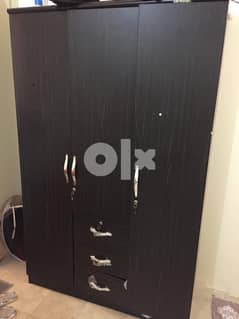 3 Door Wardrobe Available at Sale @QR500, raerly used , in good cond. 0