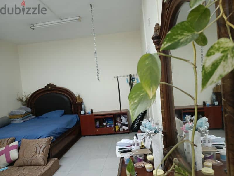 Spacious 1bhk studio for family or executive for rent 6