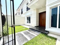 6 bhk + maid Brand New Modern Villa In The Pearl | Available For Rent 0