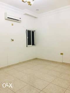 Spacious Studio outhouse Available At Duhail For Family or single 0