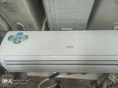 Buy & sell split and window type a/c 0