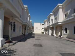 5 BHK Compound Villa Available in Thumama 0