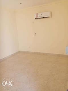 2 BHK Available for families - AL luqta- no commission 0