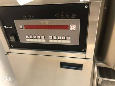 Henny Penny broasted machine - Restaurants Equipment - 100992687
