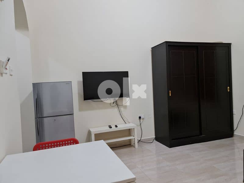 fully furnished studio in umm lakhba / استديو مفروش في ام لخبأ 0