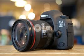 Canon EOS 5D Mark IV 0