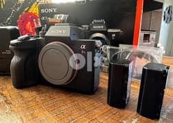 Sony A7R IV 35mm Full-Frame Camera + Extra battery 0