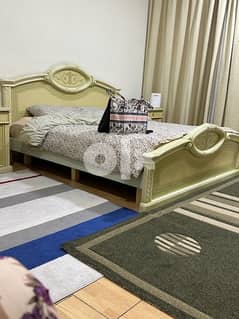 good condition bed room 0