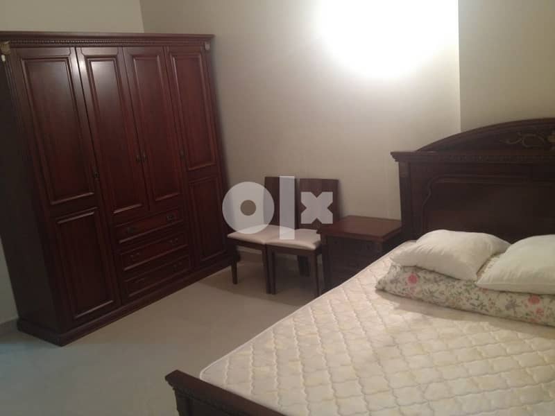 Fully Furnished 2 BHK apartment in Bin Mahmoud 1
