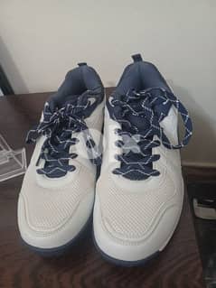 non marking badminton shoes UK size 10 0