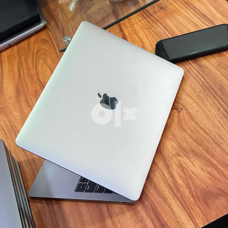 Apple MacBook Pro 13 2017 3