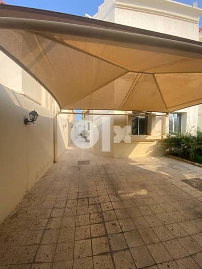 Villa available 6bhk call 33392444  Location: Al duhail