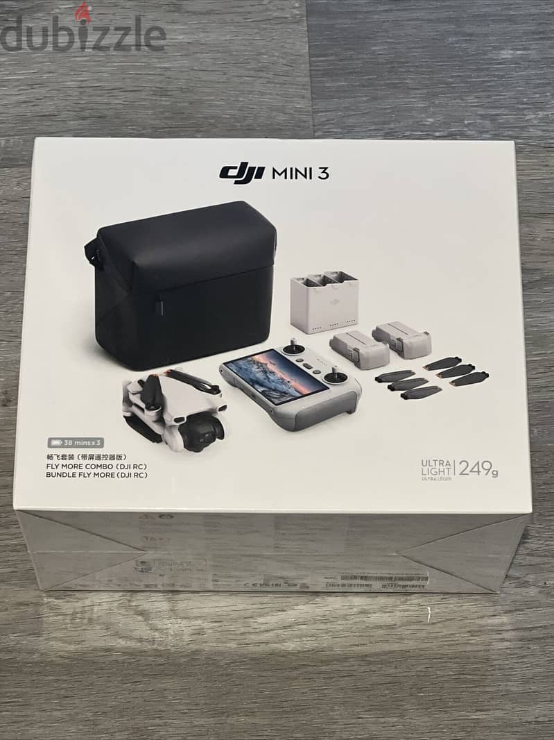 **OFFER** BRAND NEW DJI Mini 3 Drone with Fly More Combo and RC Remote 0