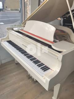 Hyundai G-80A Baby Grand Piano 5'2 Polished White Ivory 0
