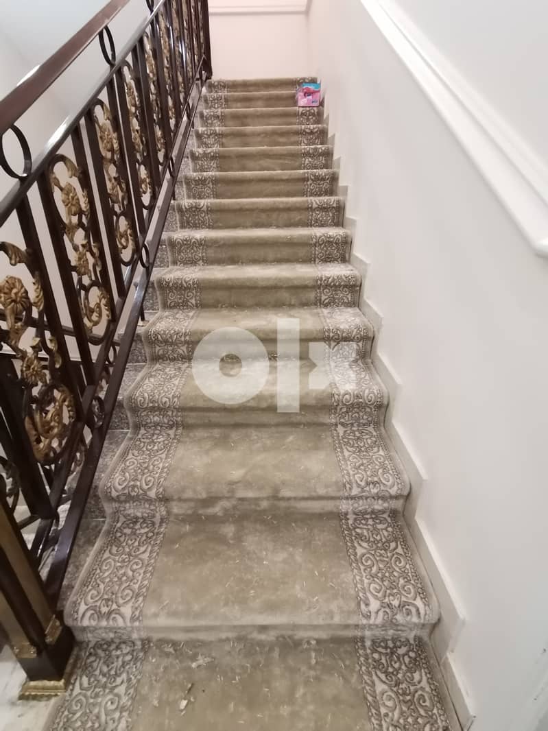 Stairs carpets in qatar /سجاد الدرج 10