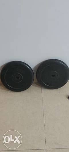 Weights 20 kg for 150, Iron Large Wok for 120 and shoe rack for 60 0