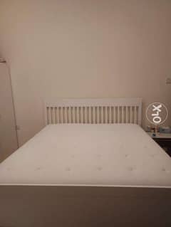 Bed frame and mattress 0