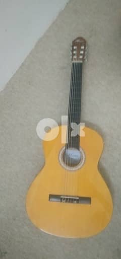 Guitar almost new 0