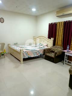 Bed space available for Indian bachelor 0