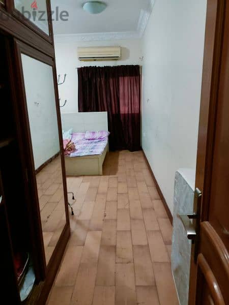 very nice 1bhk fully furnished abuhamour near alabeer family 8