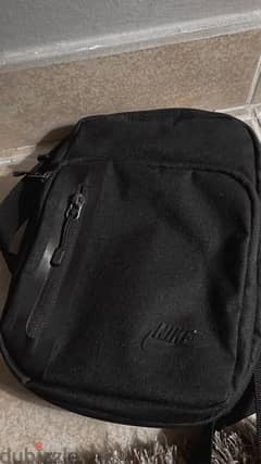 Nike core 3.0 hot sale sling bag