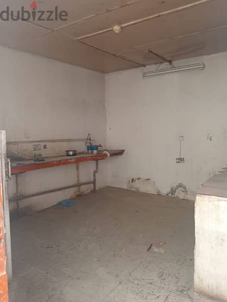 Store and Warehouse for rent in Industrial area, Birkath Al Awamir 7