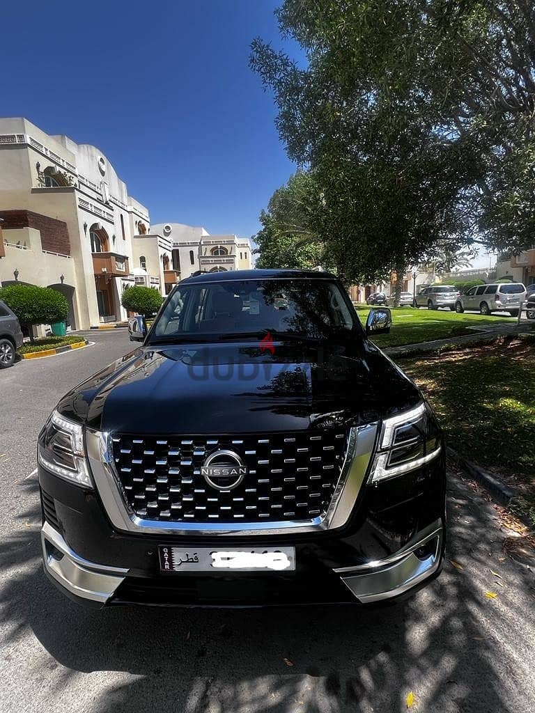 Nissan Patrol SE Platinum Black Edition 0