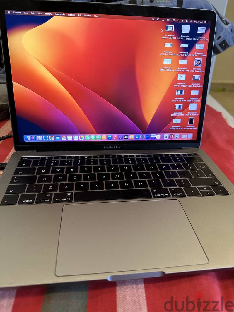 Macbook Pro 13 inch 2017 model (2 Thunderbolts) 0