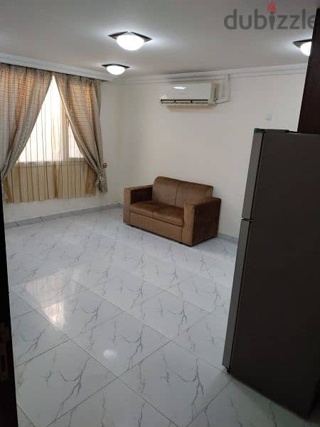 studio and 1bhk Available 1
