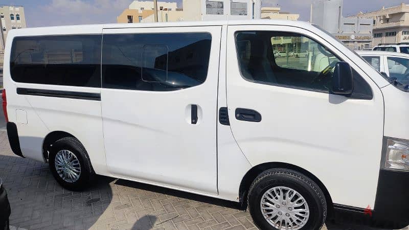 15 seater bus for rent in alkhor 0