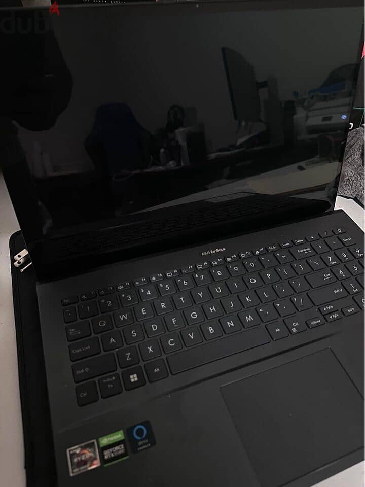 ASUS ZenBook Pro Duo 15 OLED 2