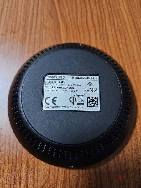 Samsung wireless fast charger 1