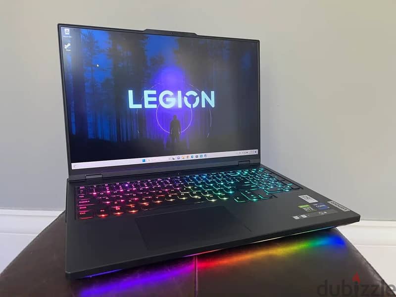New Lenovo Legion Pro 7i 16IRX8H Gaming Laptop 0