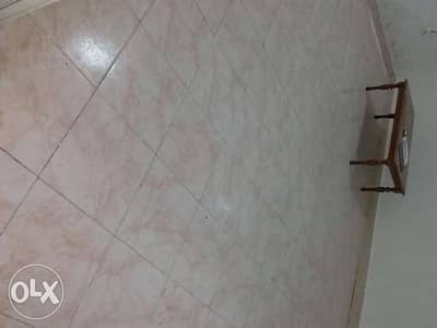 Family/ Executive Male  rooms available for rent in Hilal East